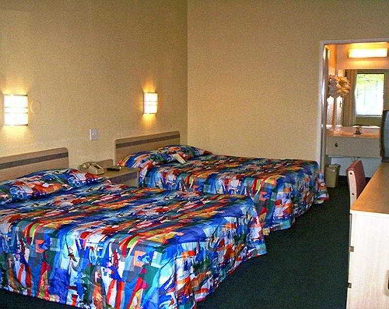 Super 8 By Wyndham Aberdeen Southern Pines Екстериор снимка
